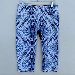 Victoria's Secret VSX Sport Blue and White Tie-Dye Capris Womens Size Large
